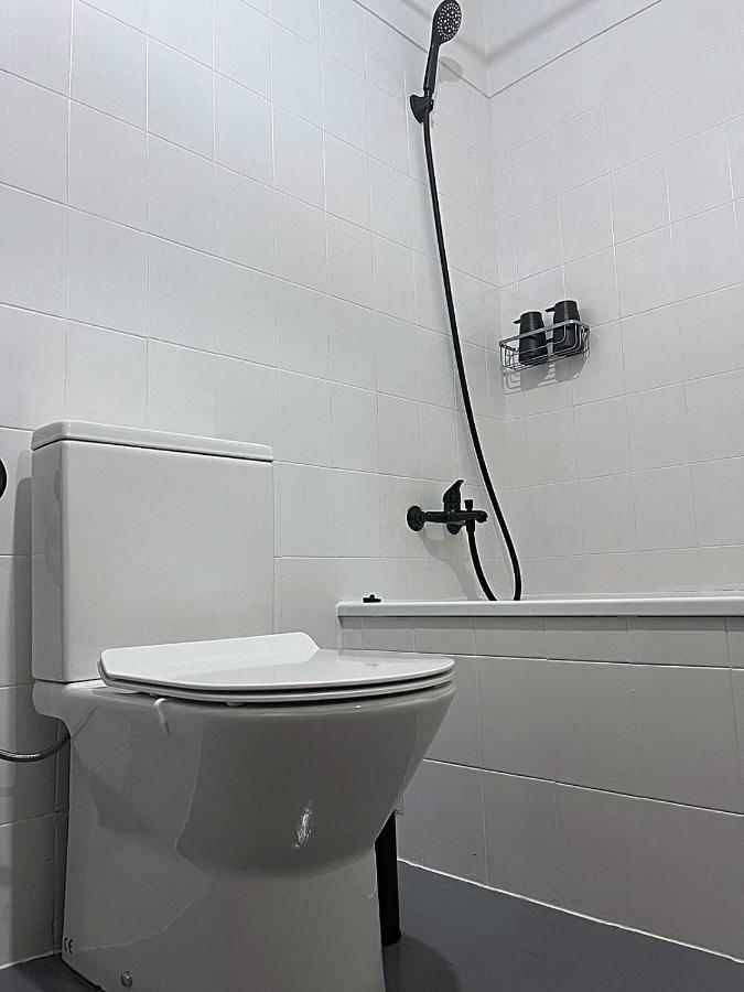 Rooms 10 Mins Walk From Train Station! Agualva-Cacem Buitenkant foto